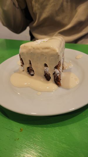 Carrotcake with Cream at Parada Vegana in Cusco