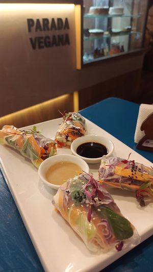 Spring rolls at Parada Vegana in Cusco