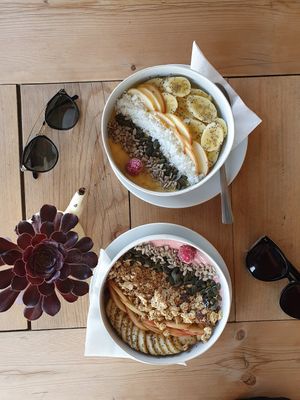 Smoothie bowls at Teapot Cafe in Taghazout