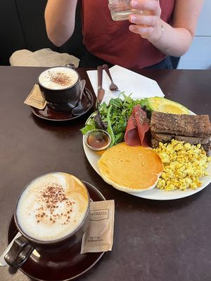   at Comércio Café Coworking in Porto