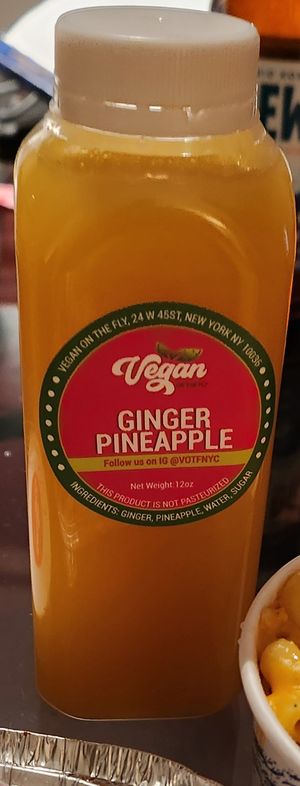 Good juice at Vegan On The Fly in New York City