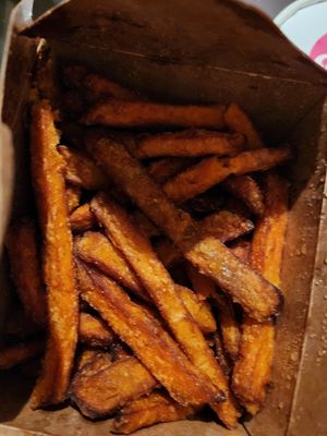 Sweet potato fries at Vegan On The Fly in New York City