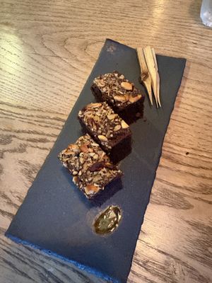   at Unkimika in Tokyo