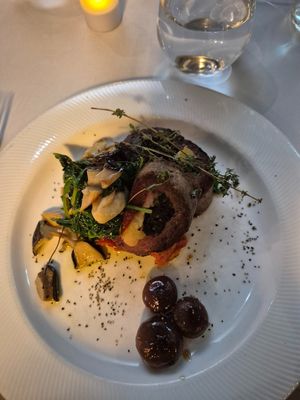 Polpettone ripieno $36: meatloaf with same good texture as Veef sausage, not much taste, mashed potatoes, frierelli (bit like chard?), and spinach, overall was ok but exxy at Funghi E Tartufo in Melbourne