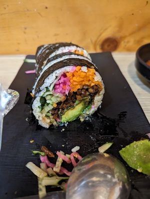 Avocado kimbap at Gimmyeonjang in Busan