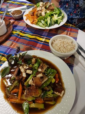 Asian tofu dishes at Las Chinitas in Panajachel