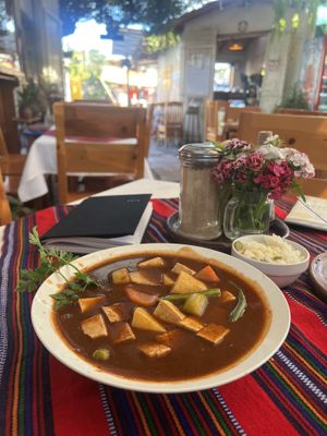 Pepiàn Guatemalan Stew  at Las Chinitas in Panajachel