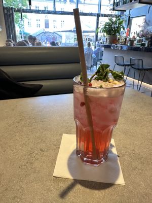 Eistee  at nana in Koblenz