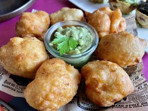 Cassava fritters with guacamole at Suma in Grevenmacher