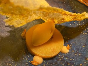 Quitte, Safran, Sonnenblumenkerne at Anthony's in Meerbusch