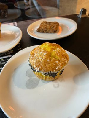 Muffin Lemon 🍋 at Campus Suite - Kaisersuite in Hamburg