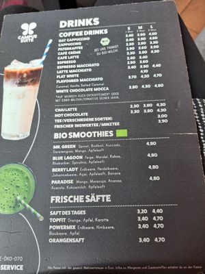 Almoat sure milk alternatives free (not usual in Hamburg seen 0,2 up to 1€ at Campus Suite - Kaisersuite in Hamburg