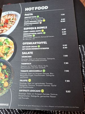 Full dishes marked vegan,  no taking stuff out (yellow vegan,  green veggie - not usual labelling but good anyway),  also gluten free available. at Campus Suite - Kaisersuite in Hamburg