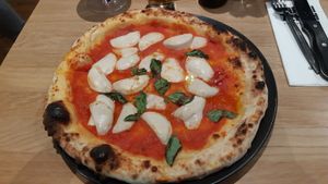 Margharita vegan at Napoli72H in Aachen