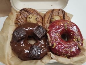 Box to impress my coworkers at Areca Bakery in Barcelona