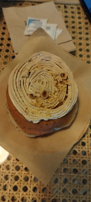 Donut de nocilla at Areca Bakery in Barcelona