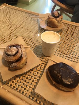 Cinnamon roll and Boston Creme donut   at Areca Bakery in Barcelona