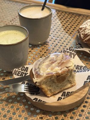 Cinnamon bun  at Areca Bakery in Barcelona