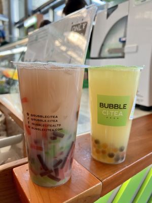 Low sugar tea with rainbow 🌈 bubbles  at Bubble CiTea in Aberdeen