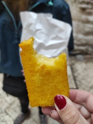  at Maria delle Sgagliozze in Bari