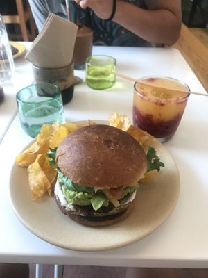 Hamburguesa y soda  at Yegolé Termopolio in Oaxaca
