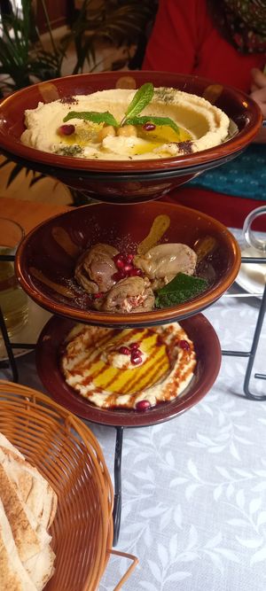 Gemischte Vorspeisen at Hummus & Co in Heidenheim