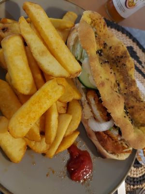  at Hummus & Co in Heidenheim