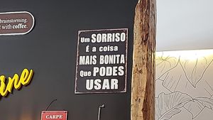  at La Bohéme in Venda Do Pinheiro