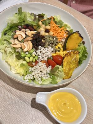 Factory grain salad   at Salad Factory in Bangkok