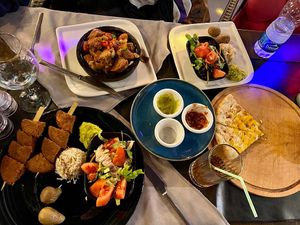 vegan kebab, vegan osmanish and the starter that comes with every meal at Cozy Alanya in Alanya