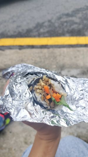 My roll with Burdock at Bomulseom Kimbap - 보물섬김밥 in Seoul