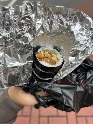 Vegan kimbap   at Bomulseom Kimbap - 보물섬김밥 in Seoul