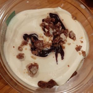 Mousse at Little Bear in Pireas