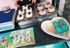 New tasty treat selection at Little Bear in Pireas