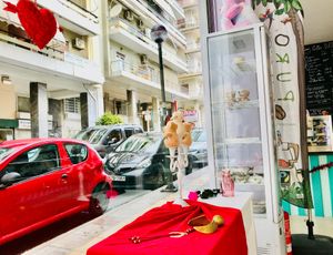 Valentine decor! at Little Bear in Pireas