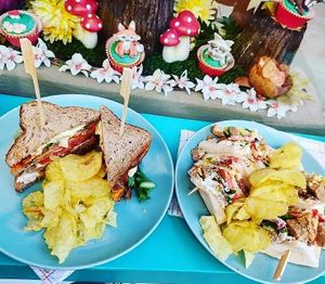  at Little Bear in Pireas