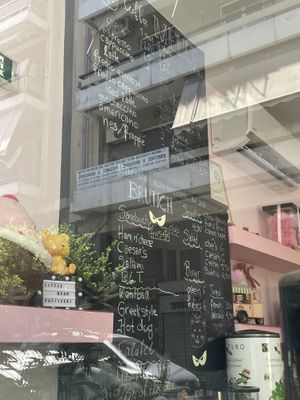   at Little Bear in Pireas