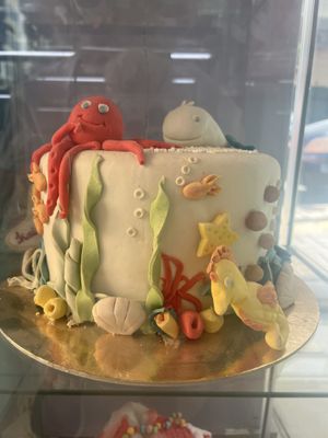   at Little Bear in Pireas