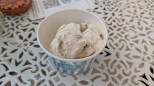 Buenos ice at Little Bear in Pireas