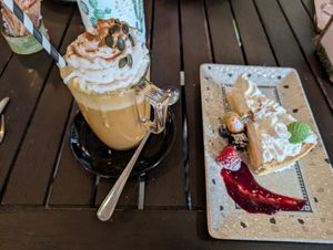 Lemon pie at Cafe Macondo in Mallorca