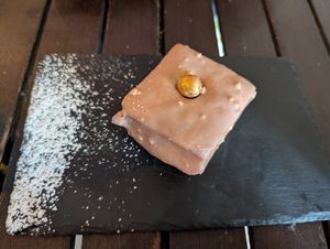 Donuts cuadrado de ferrero at Cafe Macondo in Mallorca