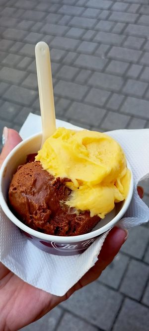 Chocolate and mango at La Nocciola in Tirana