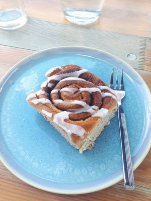 Vegane Zimtschnecke at LONO in Munich