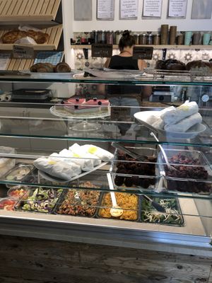 Kuchen und Salate  at LONO in Munich