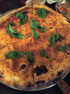  at Tom's Pizza in Seoul