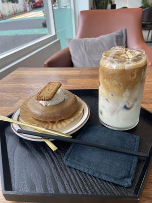   at Usual Coffee in Jeju