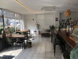 Vibe 1  at Usual Coffee in Jeju