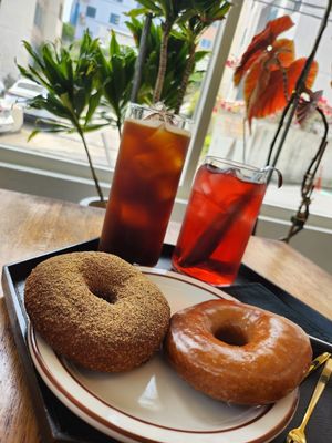 Vegan doughnuts at Usual Coffee in Jeju