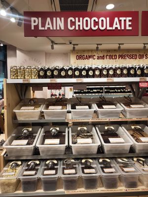 Plain chocolate at Scoop Wholefoods - Waterway Point in Northeast Singapore