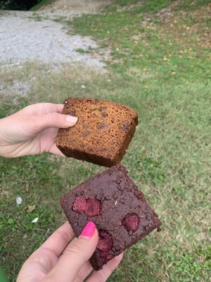 Vegan pumpkin cake and brownie  at Zrno do Zrna in Ljubljana